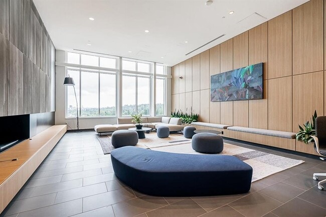 property at 3888 Evergreen Pl