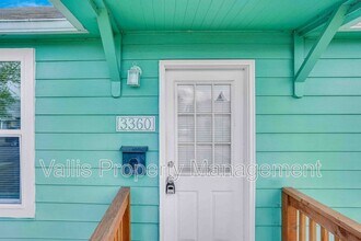3360 Abrams Ave NE in Salem, OR - Building Photo - Building Photo