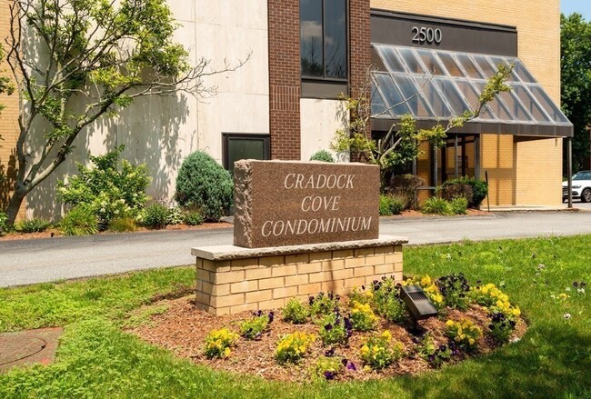 2500 Mystic Valley Pkwy in Medford, MA - Building Photo - Building Photo