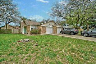 2503 Howellwood Wy, Unit A in Austin, TX - Building Photo