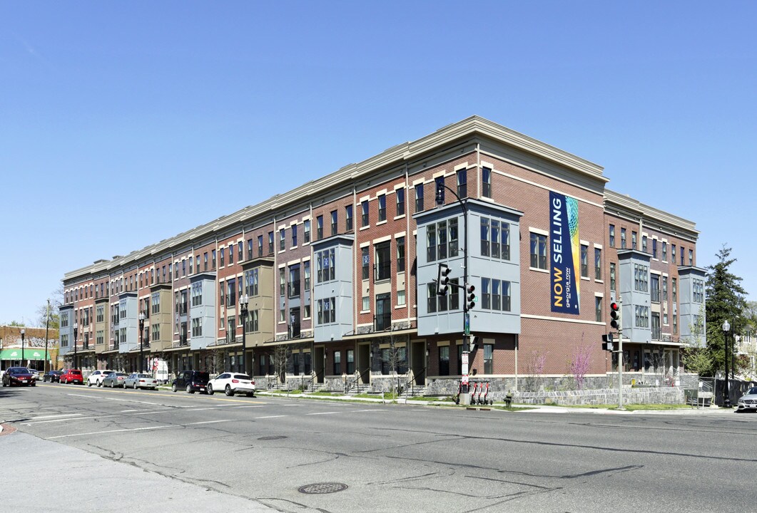 Georgia Row at Walter Reed in Washington, DC - Building Photo