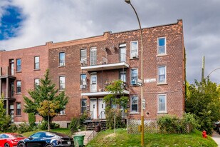 5659 Saint-Jacques Rue in Montréal, QC - Building Photo