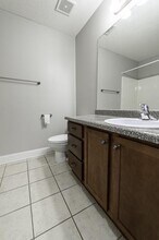 307 Nile Ln in Byron, GA - Foto de edificio - Building Photo