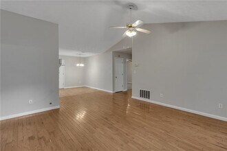 7955 Trinity Park Dr in Riverdale, GA - Building Photo - Building Photo