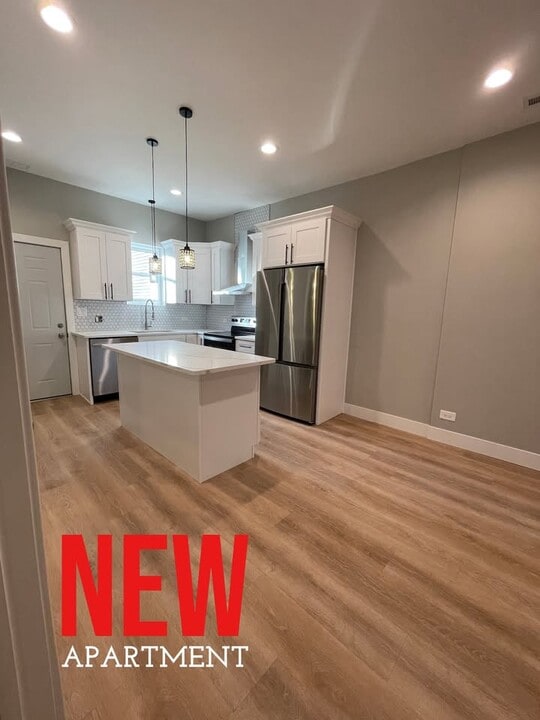 1628 W Blackhawk St, Unit 2 in Chicago, IL - Building Photo