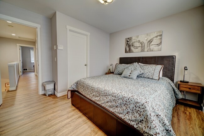 10537 Midvale Ave N in Seattle, WA - Building Photo - Building Photo