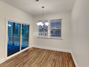 728 Callan Ct in Holly Springs, GA - Building Photo - Building Photo