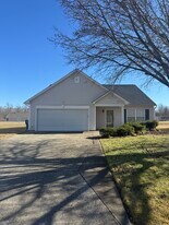 2205 Lannigan Dr in Greensboro, NC - Building Photo