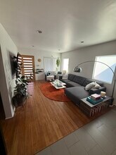 4919 Klump Ave in North Hollywood, CA - Building Photo - Building Photo