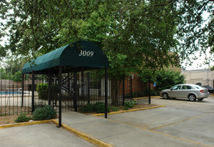 3009 Ridgelake Dr Apartments