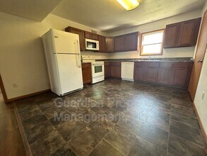 330 E 4th St in Maryville, MO - Building Photo - Building Photo