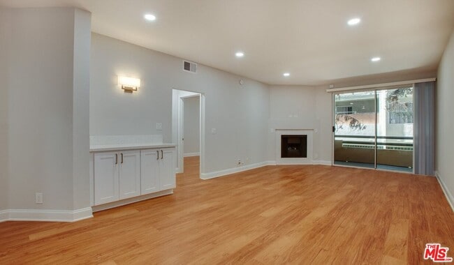 1420 Peerless Pl in Los Angeles, CA - Building Photo - Building Photo