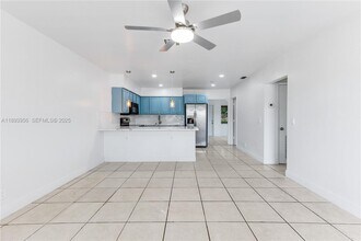 821 NW 41st St in Fort Lauderdale, FL - Building Photo - Building Photo