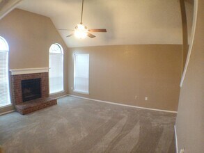 920 Meadowdale Rd in Arlington, TX - Building Photo - Building Photo