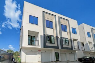 4722 Old Spanish Trl in Houston, TX - Building Photo