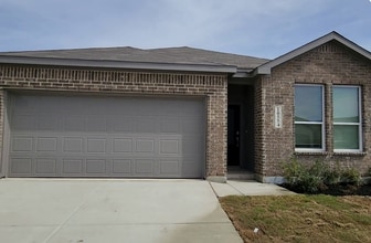 10554 Ysasmendi Rdg in San Antonio, TX - Building Photo - Building Photo