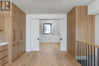 449 Montrose Ave in Toronto, ON - Building Photo - Building Photo