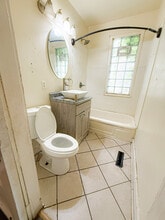 3718 N 2nd Ln, Unit 1 in Milwaukee, WI - Building Photo - Building Photo