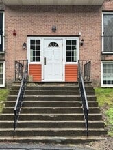 82 Boylston Ln in Lowell, MA - Building Photo - Building Photo