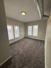 1500 W Broadway in Minneapolis, MN - Building Photo - Building Photo