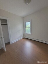 21 Middlesex Ave in Edison, NJ - Building Photo - Building Photo