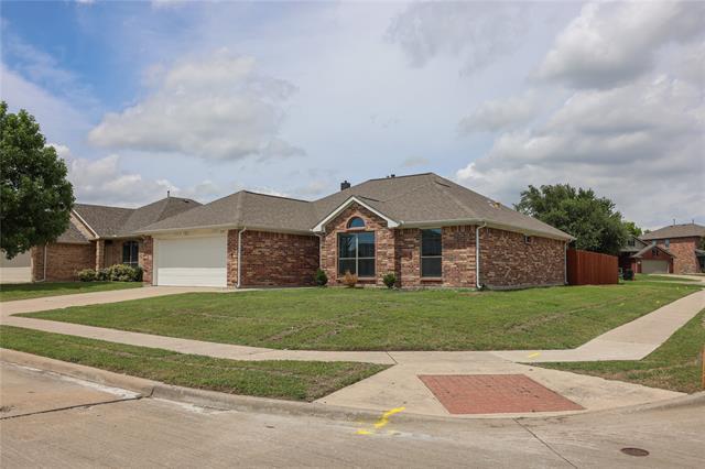 2101 Oakridge Dr in Little Elm, TX - Building Photo - Building Photo
