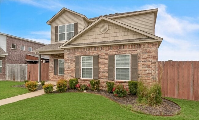 property at 4404 SW Gallatine Ave