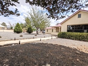 1103 W San Antonio St in Marfa, TX - Building Photo - Building Photo