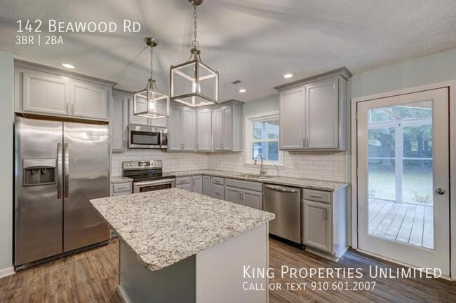 142 Beawood Rd in Wilmington, NC - Building Photo - Building Photo