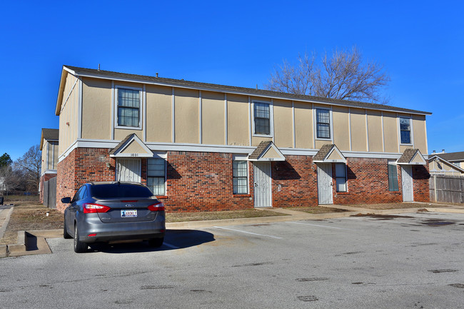 MacArthur Park Townhomes