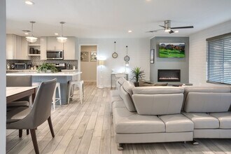 7615 E 3rd St in Scottsdale, AZ - Building Photo - Building Photo