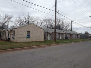 2706 Avenue V in Wichita Falls, TX - Building Photo - Building Photo