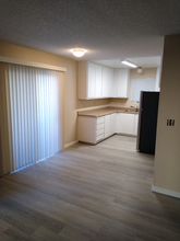 Churn Creek Village Apartments in Redding, CA - Building Photo - Building Photo