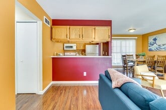 8941 Shawn Dr in Sterling Heights, MI - Building Photo - Building Photo