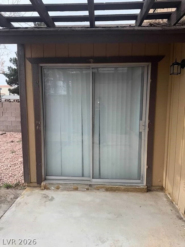 property at 5483 Requa Ave