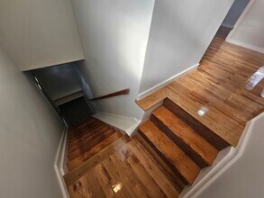 8 Wilson St, Unit 2 in East Rockaway, NY - Building Photo - Building Photo