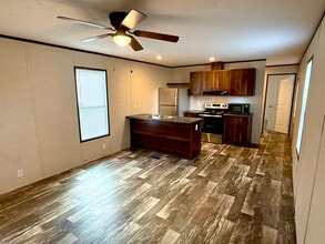 130 S Blackberry Cir in Kathleen, GA - Building Photo - Building Photo