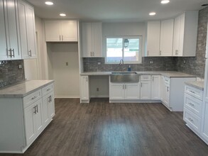 774 Rosewood Ave in Camarillo, CA - Building Photo - Building Photo