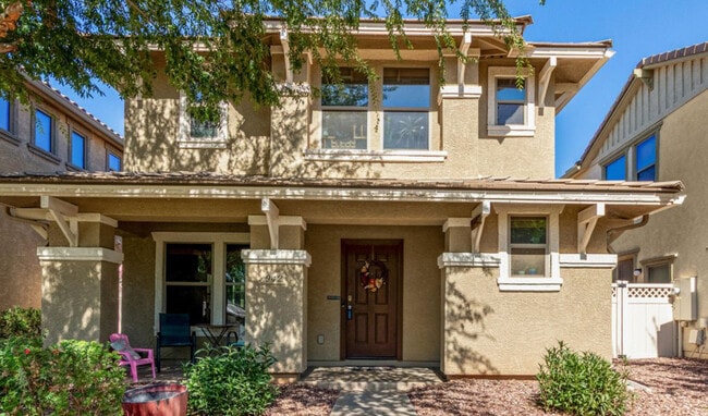 property at 942 S Deerfield Ln