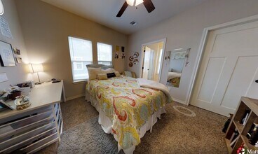 1112 Oney Hervey Dr in College Station, TX - Building Photo - Building Photo