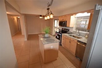 505 E Cummings St-Unit -Main house in Lake Alfred, FL - Building Photo - Building Photo
