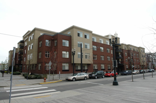 Pearl Court Apartments in Portland, OR - Foto de edificio - Building Photo