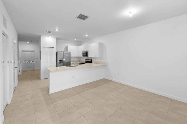 12258 NW 24th Pl in Miami, FL - Building Photo - Building Photo