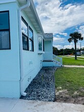 202 Bosarvey Dr in Ormond Beach, FL - Building Photo - Building Photo