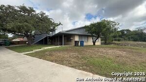 3815 Ridgeline Dr in San Antonio, TX - Building Photo