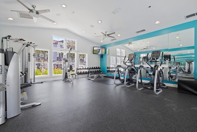 Arbors at Parc Rose in Oxnard, CA - Foto de edificio - Building Photo