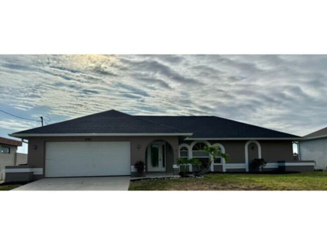 4343 Sands Blvd in Cape Coral, FL - Building Photo - Building Photo