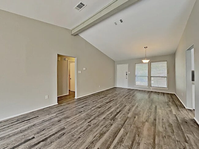 property at 206 Kalmia Dr