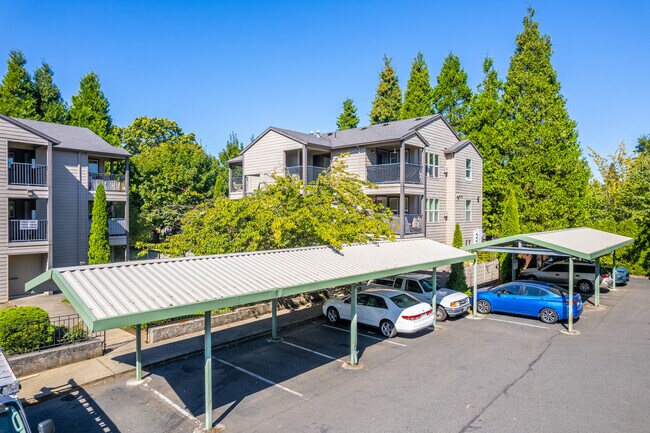 Harmony Point Condo in Milwaukie, OR - Foto de edificio - Building Photo