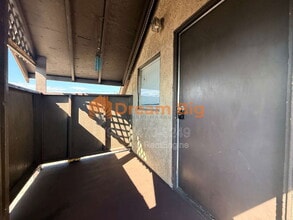 14653 Washington Dr in Fontana, CA - Building Photo - Building Photo